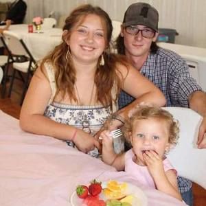 Meet your Posher, Halie